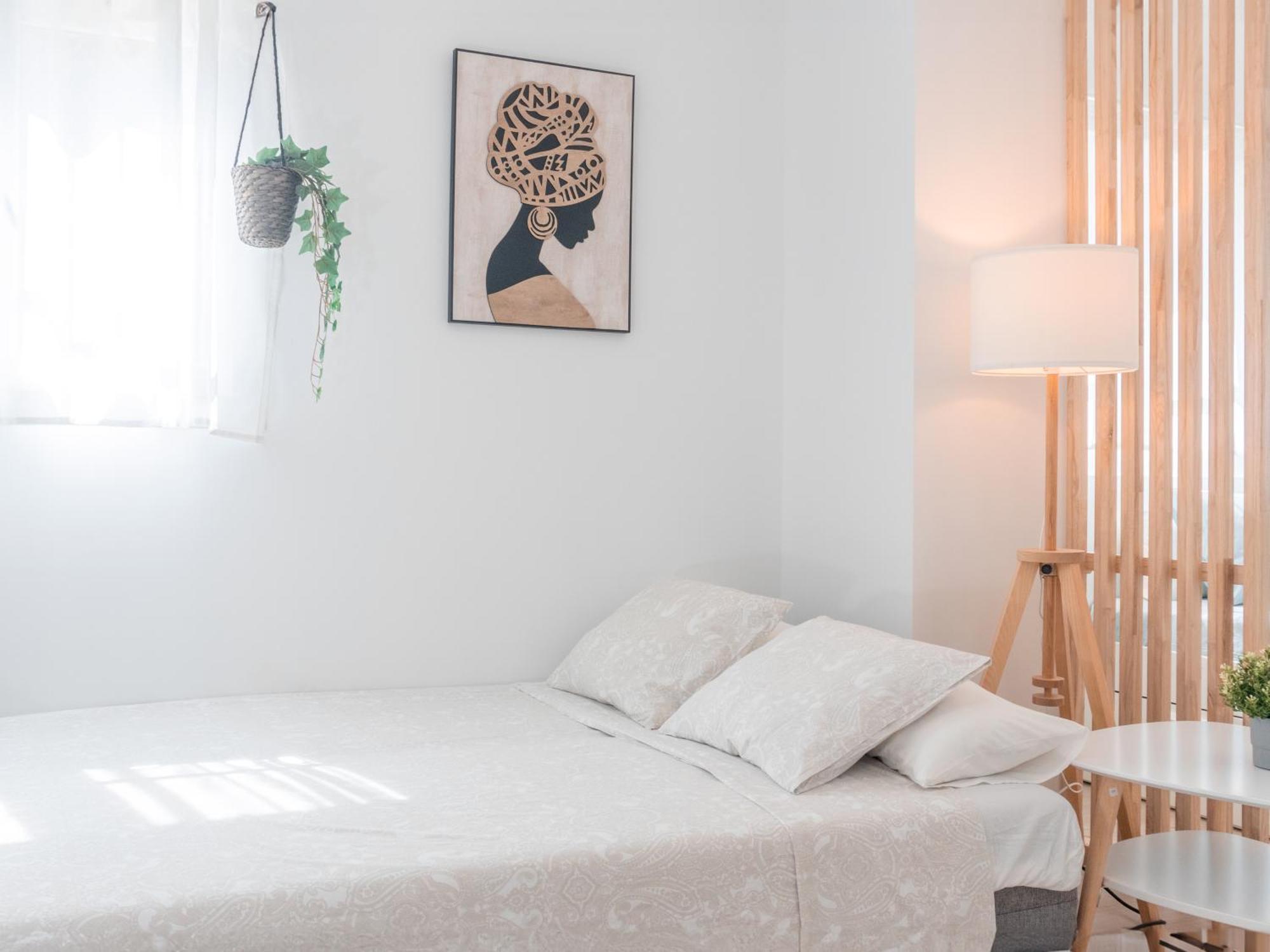 Estudio Jacuzzi Con Encanto En Triana *